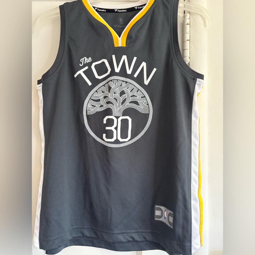 Fanatics Gray and Yellow Basketball Jersey